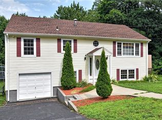 133 Benz St, Ansonia, CT 06401