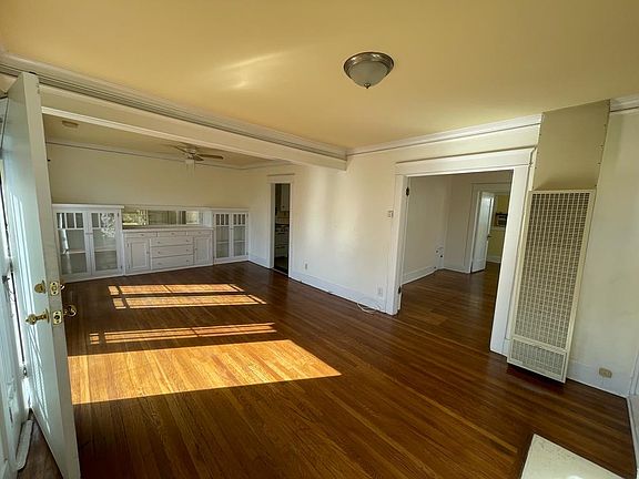 3rd image of 5727 Monte Vista St #1/2