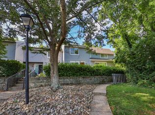 116 Twin Lakes Dr, Fairfield, OH 45014