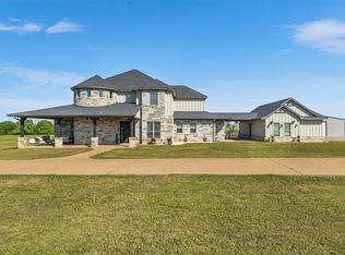 238 Bold Springs Ct, West, TX 76691