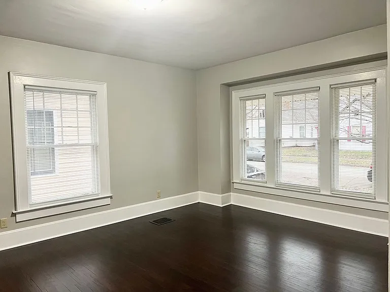 830 S 9th St — Photo 5