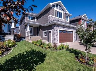 3711 Hummingbird Way NW, Edmonton, AB T5S0M9