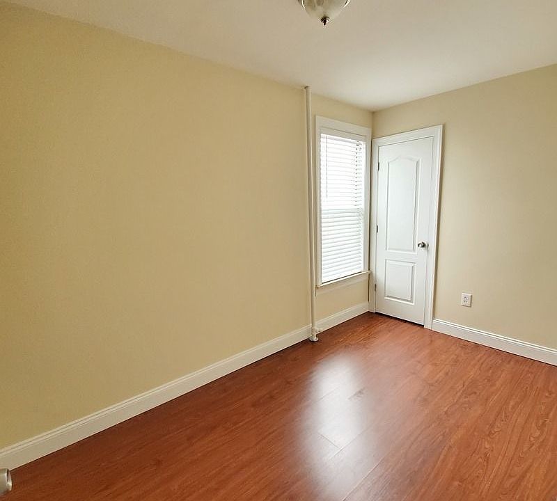 1st image of 28-49 46th St #2L