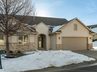 5420 Greens Dr NW, Rochester, MN 55901