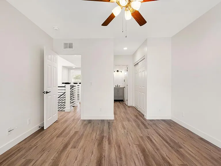 844 Mola Vista Way #844 — Photo 26