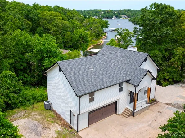 64 Oriole Ct, Lake Ozark, MO 65049