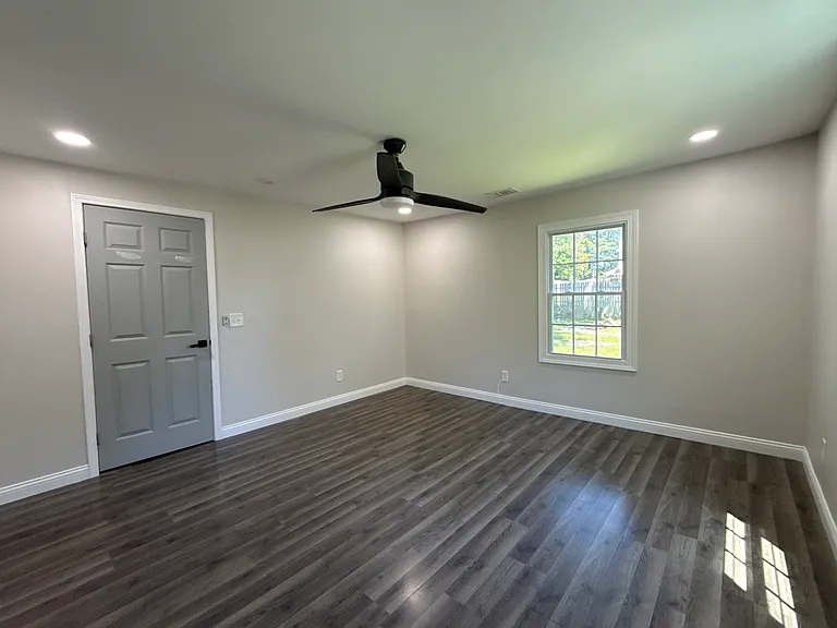 308 Anderson Ave — Photo 13