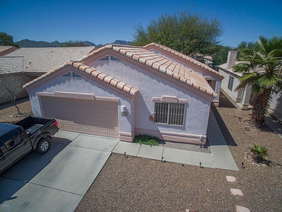1st image of 2879 N Mountain Creek Way