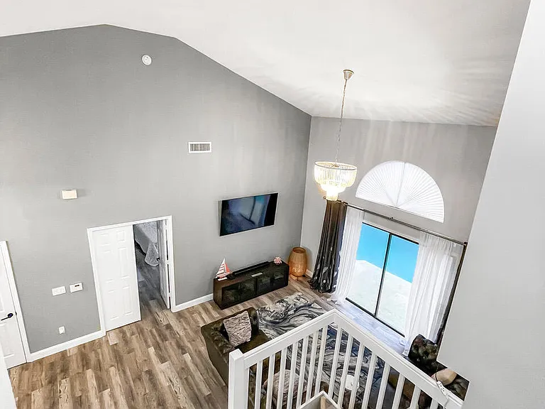 12989 Meadowbreeze Dr — Photo 26