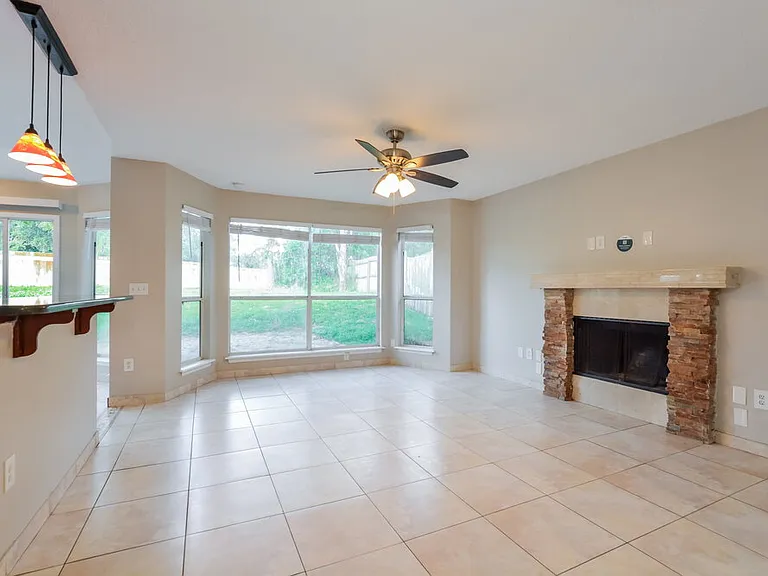 2233 Grand Tree Ct — Photo 5