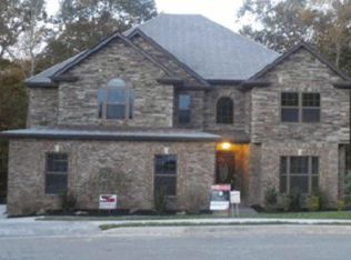 2572 Village Ct, Clarksville, TN 37043