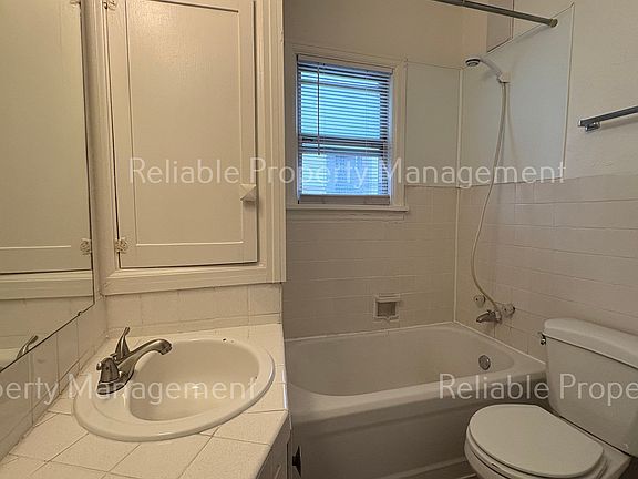 5th image of 509 N Water Ave #2