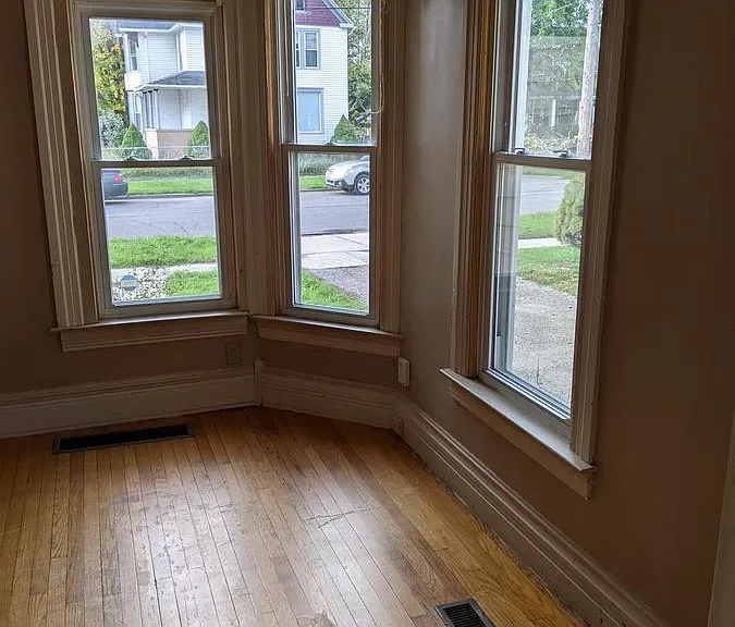 410 Pearl St #1 — Photo 8