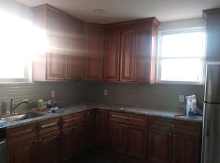 378 Walnut St APT 3, Newark, NJ 07105