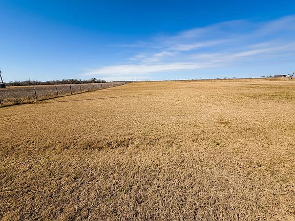 4th image of 4622 County Road 429