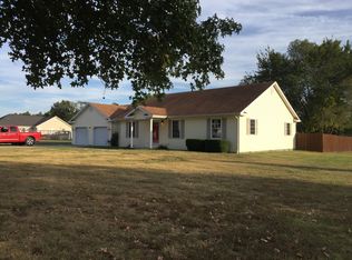 1512 Laura Ln, Herrin, IL 62948