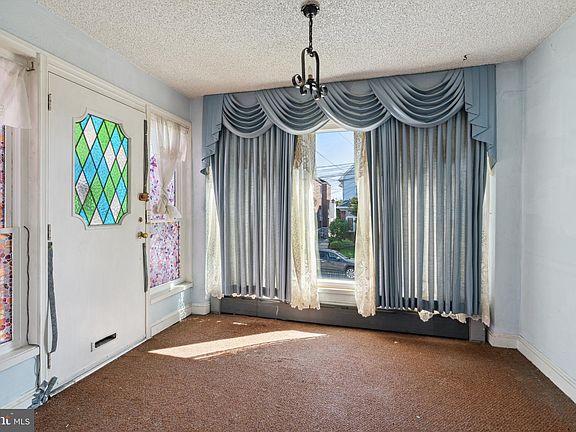 4th image of 1056 Serrill Ave