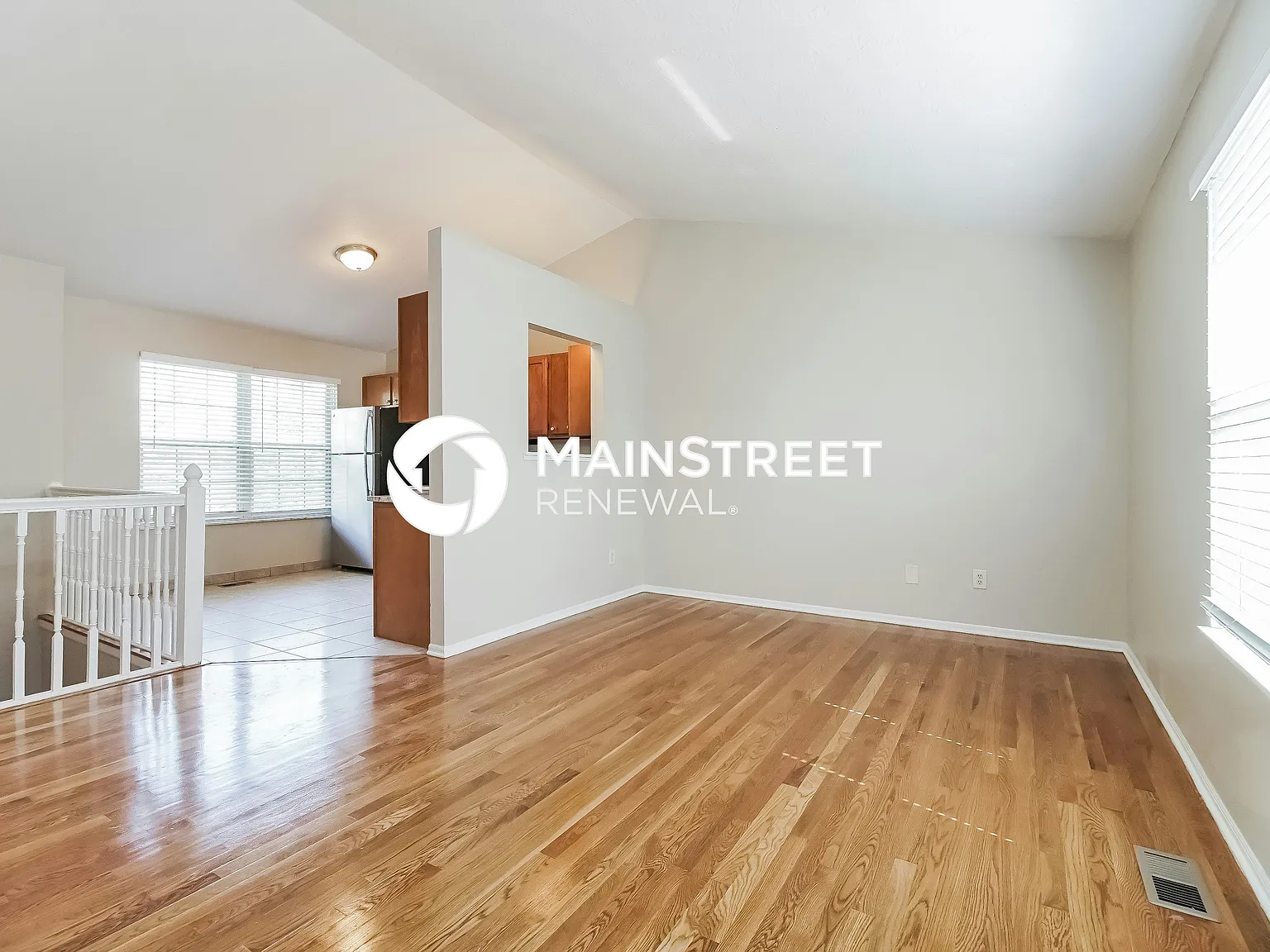 1574 Autumn Village Dr — Photo 3