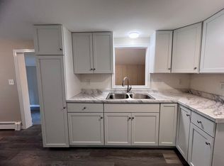 13 Orange St #1, Mount Holly Springs, PA 17065