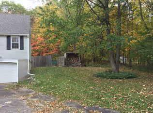 559 Cherry Brook Rd, Canton, CT 06019