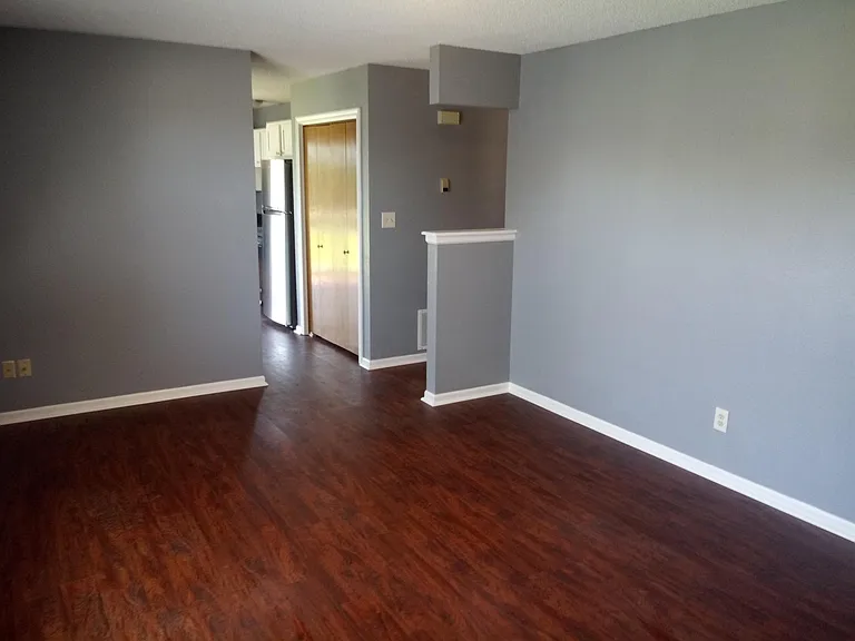 518 Sky Vue Dr — Photo 5