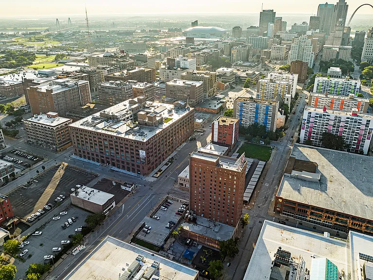 The Victor Luxury Apartments — Photo 48