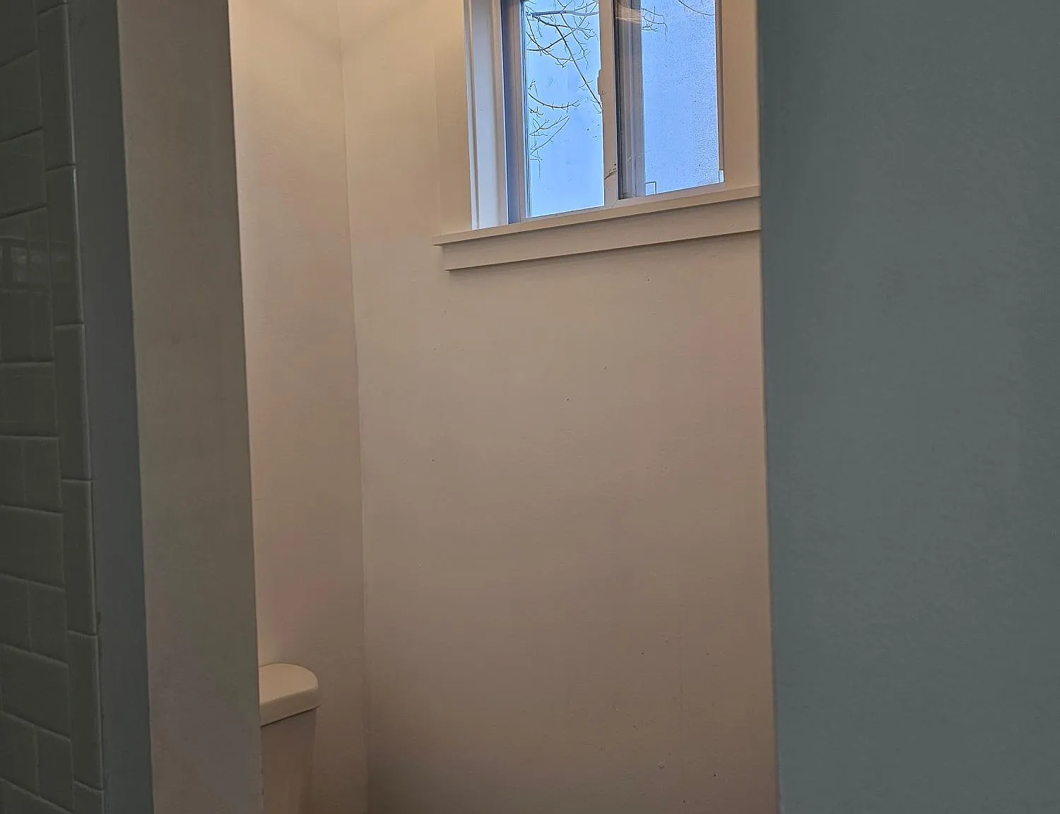 2 bed, $1,050 — Photo 1