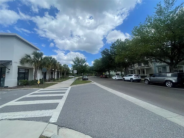 14392 Bridgewater Crossings Blvd — Photo 33