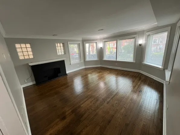 7625 S Essex Ave APT 1, Chicago, IL 60649