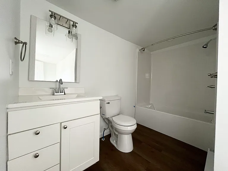36 McDonald St #B — Photo 6