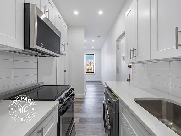 3rd image of 641 Saint Marks Ave APT 2F