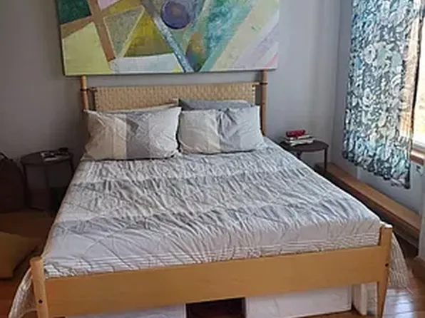 615 Halsey Street image 5 of 8