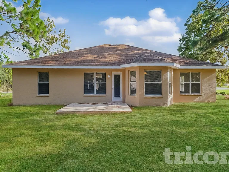 8 Matricaria Ct — Photo 13