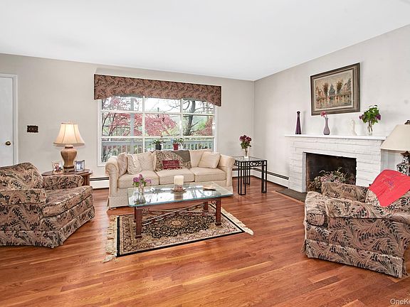4th image of 100 Lakeview Avenue