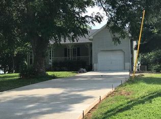 1561 Prairie Plains Rd, Hillsboro, TN 37342