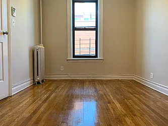 Rented by Hillel Realty Group