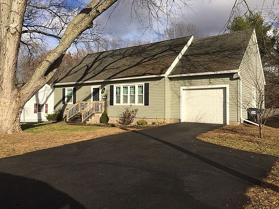 2nd image of 31 Byrne Ave