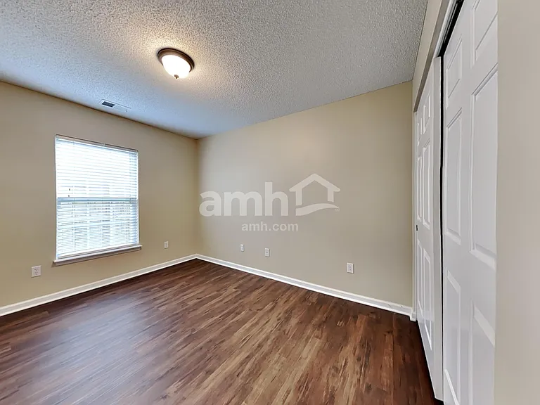 304 Southport Dr — Photo 17