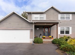 4906 Bear Rd, Liverpool, NY 13088