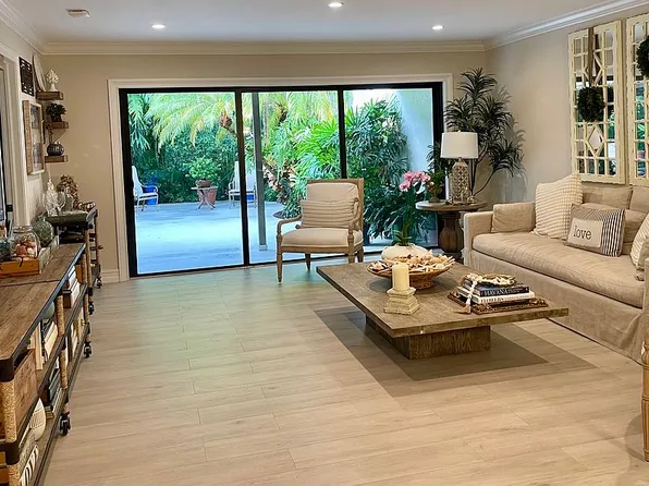 11453 SW 87th Ter, Miami, FL 33173