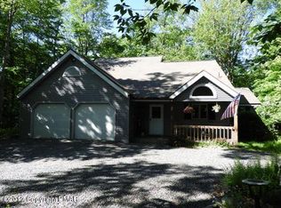 6 Birch Point Rd, Gouldsboro, PA 18424