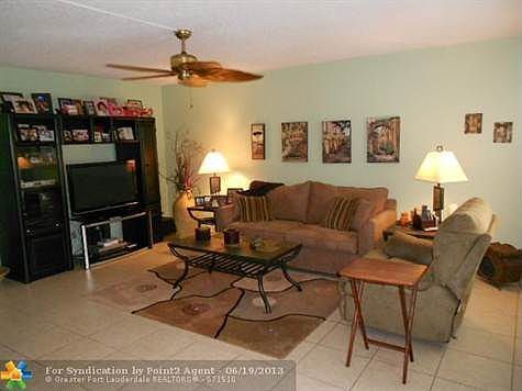 3rd image of 252 Richmond Cres #F