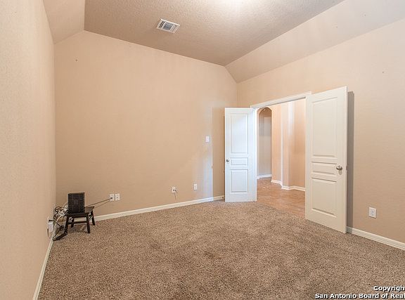 5th image of 1509 Gwendolyn Way