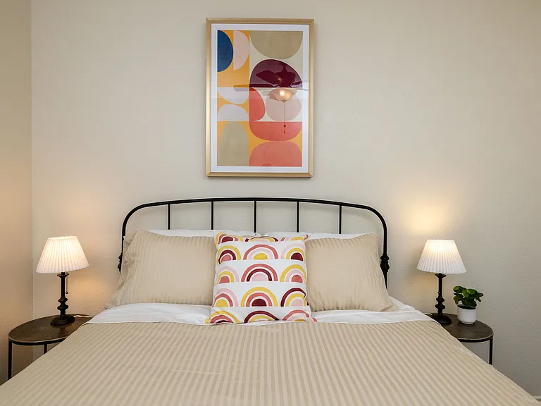 Bedroom #2- Queen bed