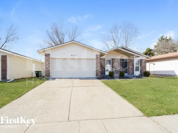 2727 Dividend Park Dr, Florissant, MO 63031