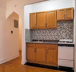 Rented by Marjorie Thompson, LREB