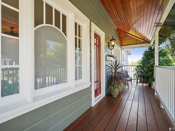 3rd image of 229 Cypress Ave