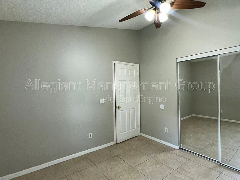2429 Sapier Ct — Photo 17
