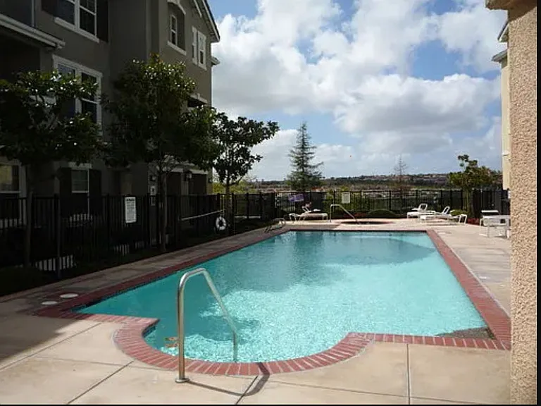 2703 White Pine Ct — Photo 19