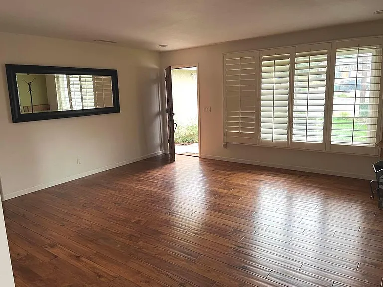 3504 Brookshire St — Photo 3